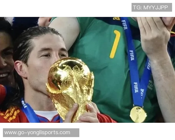 实况足球拉莫斯:重温传奇后卫的精彩瞬间与游戏策略解析 实况足球拉莫斯:重温传奇后卫的精彩瞬间与游戏策略解析