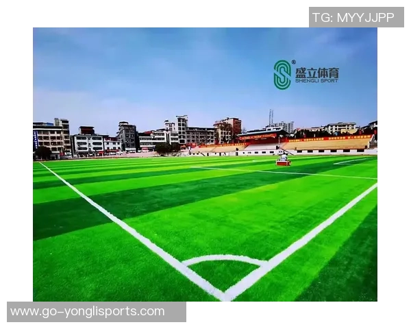 足球场的草如何影响比赛表现与运动员的心理状态探讨 足球场的草如何影响比赛表现与运动员的心理状态探讨